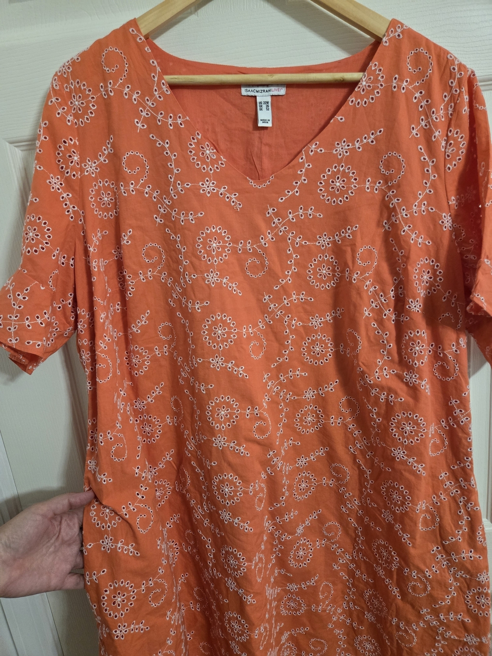 Isaac Mizrahi Coral V-Neck White Eyelet Cotton Short Dress Size 22W Pockets - Picture 2 of 7